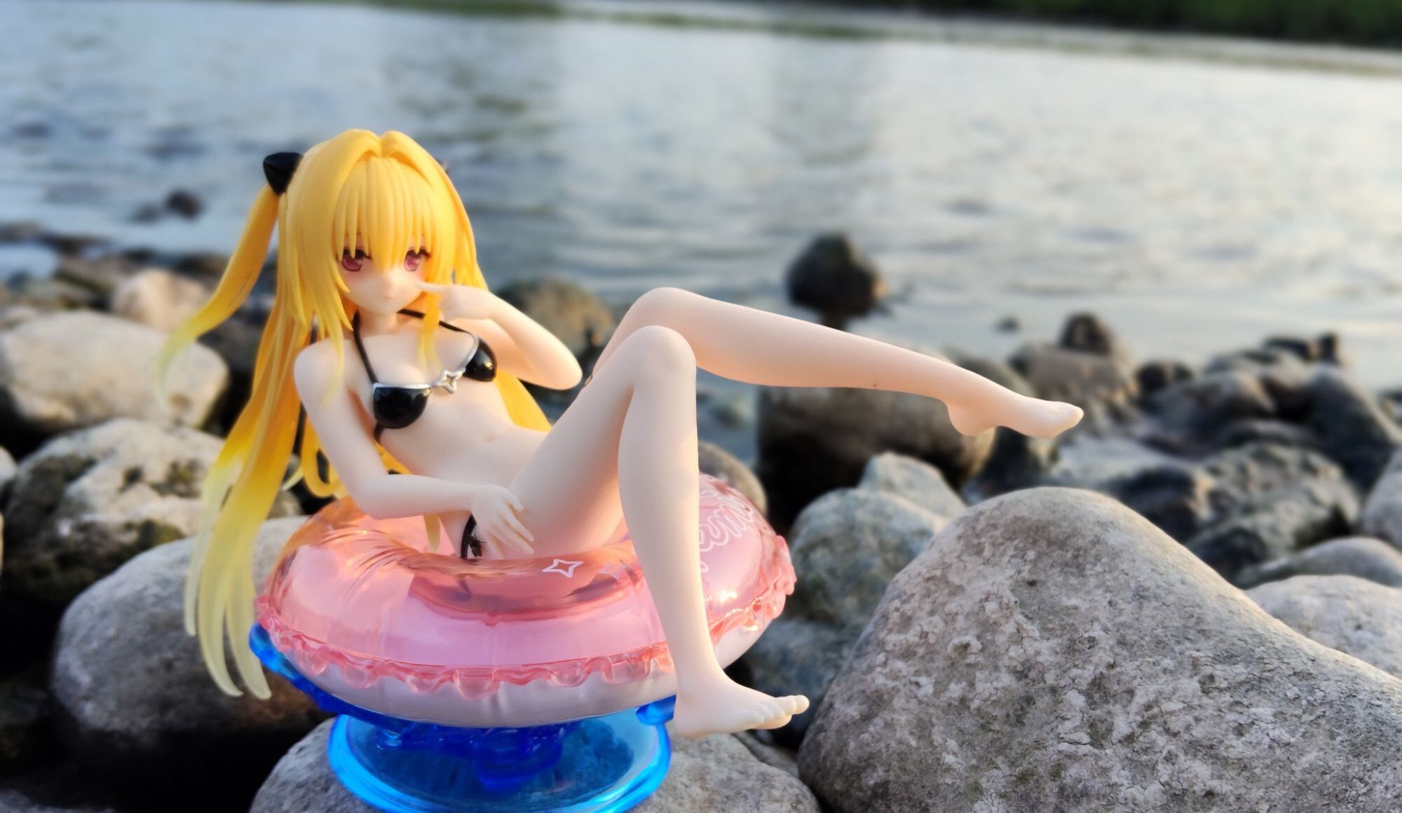 AquaFloatGirls_yami